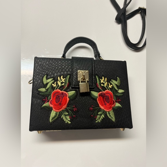 Beautiful Aldo Rose Box Bag - With Detachable Strap - Picture 7 of 9